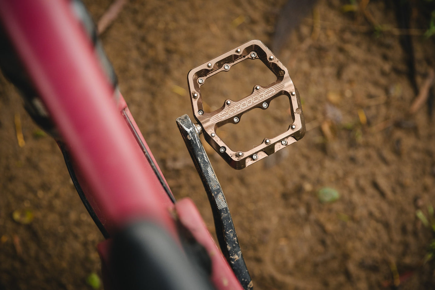 Waveform Aluminum Pedals by Wolf Tooth